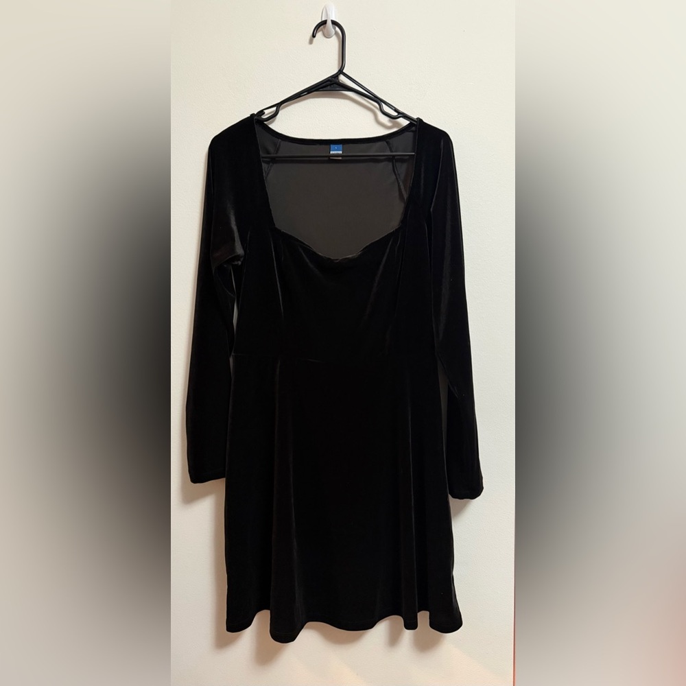 Old Navy Elegant‎ Black Long Sleeve Dress